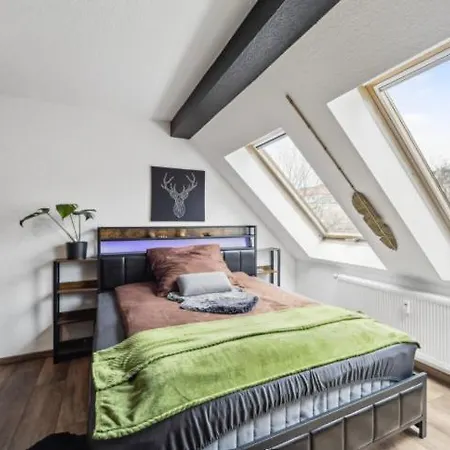 Stil-apartment Mit Kueche, Suedterrasse Und Wlan Apartamento Leipzig