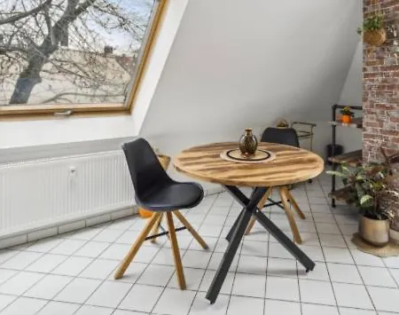 Stil-apartment Mit Kueche, Suedterrasse Und Wlan